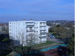 t3 à la location -   88300  NEUFCHATEAU, surface 66 m2 location t3 - UBI478388474
